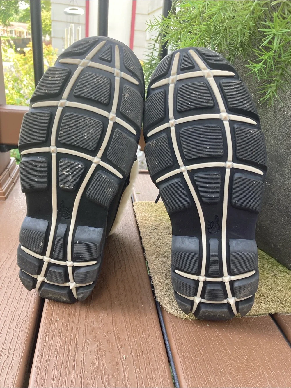 Sorel Size 11 Snow Angel Lace insulated winter boots
